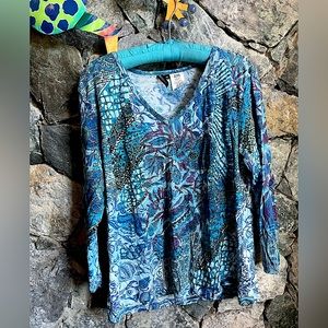 FORBIDDEN Blue Floral 3/4 Sleeve V-Neck Printed graphic bling t-shirt size XL